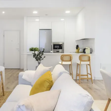 Avenida De San Luis 25, Design And Comfort In The True Style Of Madrid, Book Your Getaway Now! *