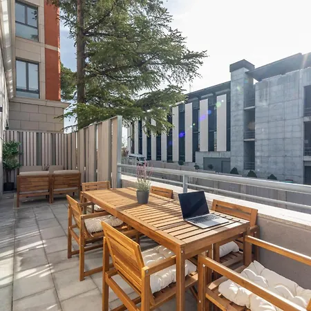 Avenida De San Luis 25, Design And Comfort In The True Style Of Madrid, Book Your Getaway Now! Madrid