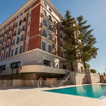 Avenida De San Luis 25, Design And Comfort In The True Style Of Madrid, Book Your Getaway Now! Madrid