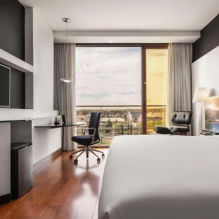 Hilton Airport Hotel