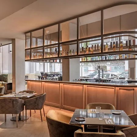 Hotel Ac Avenida De America By Marriott 3*