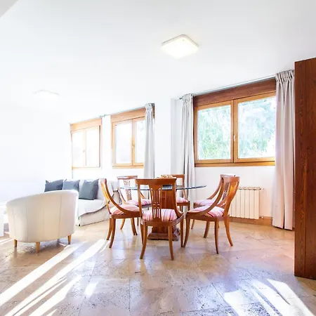 Apartamento Villablino Arturo Soria