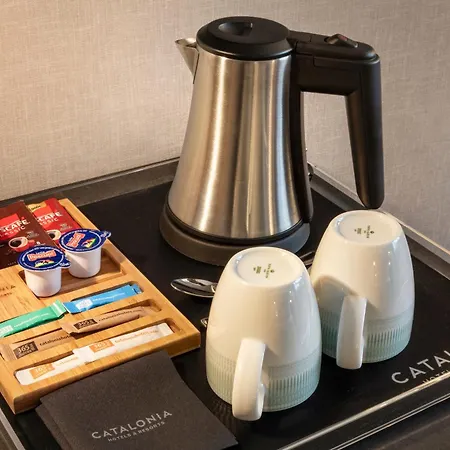 Catalonia El Retiro Hotel 4*