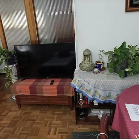 Homestay Alameda De Osuna Aeropuerto Madrid