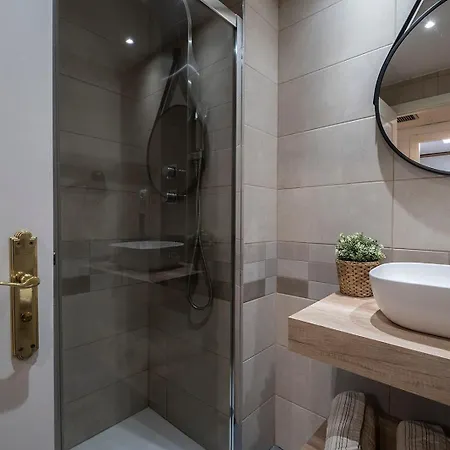 Apartamento Wanda Ifema Con Parking Y Piscina Madrid