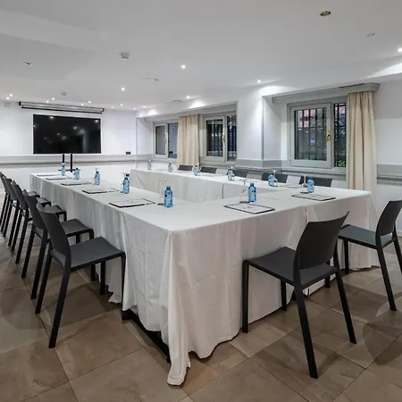 Senator Castellana Hotel 3*