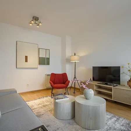 Apartment Real