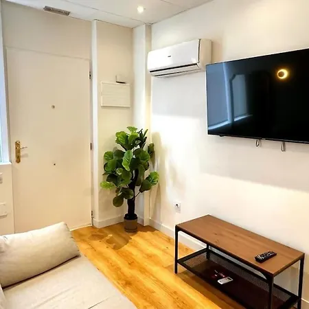 Aparthotel Noviembre Madrid
