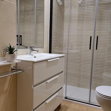 Cerca Airport, Riyadh Air, Ifema, Eisenhower, Wifi, 4 Personas Madrid