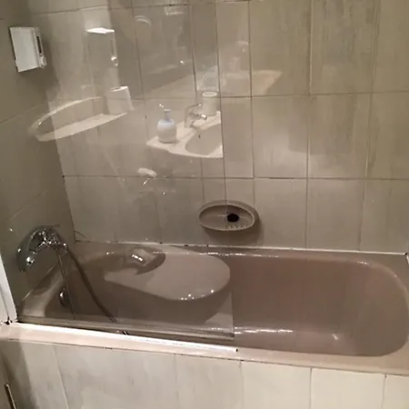 Apartment Y Estudios Torr En - Chamartin Con Wifi Gratis *