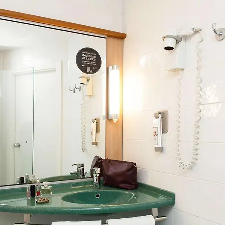 Ibis Calle Alcala Hotel *