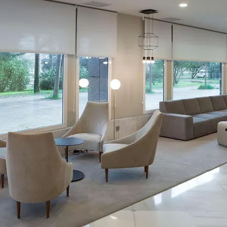 مطار باراخاس Nh