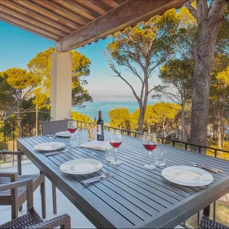 Cala Del Rey In Sa Riera, Costa Brava Villa