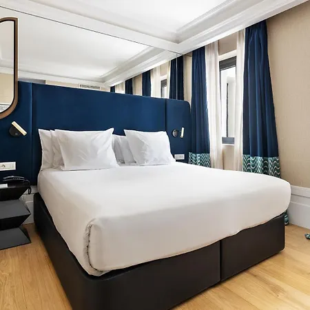 Otel One Shot Recoletos