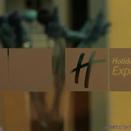 Aeropuerto T1 T2 T3 Hotel