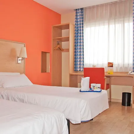 Travelodge Torrelaguna Hotel 3*