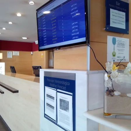 Aeropuerto T1 T2 T3 Hotel