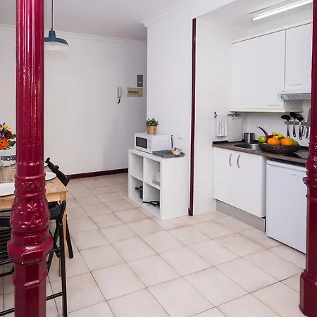 Apartment Apartamento To Let Santa Ana Madrid