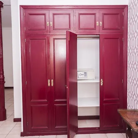 Apartment Apartamento To Let Santa Ana Madrid