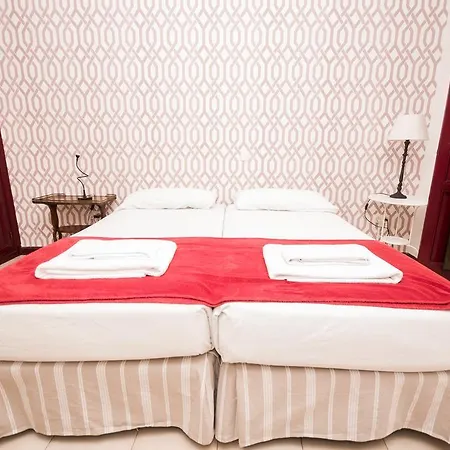 Apartment Apartamento To Let Santa Ana Madrid