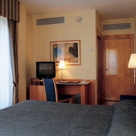 Leonardo Boutique 3*