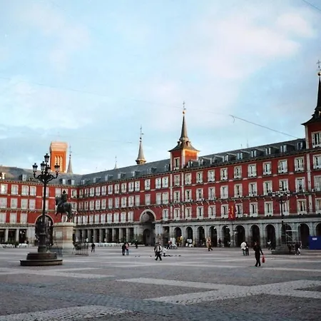 Aeropuerto T1 T2 T3 Hotel 3*