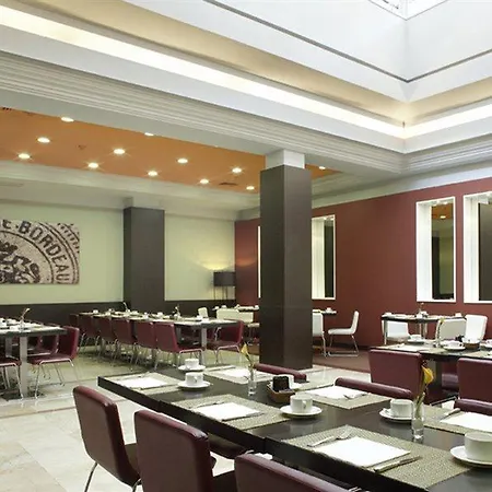 Ilunion Hotel 4*