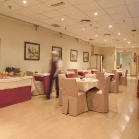 Infanta Mercedes 2* Madrid