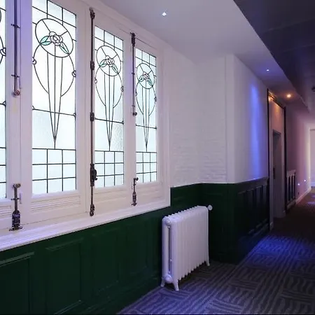 Hotel Petit Palace Lealtad Plaza 4*