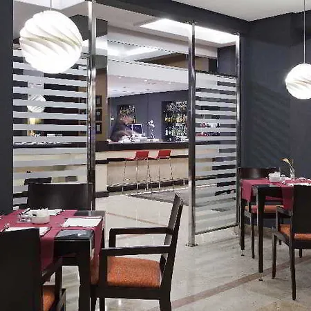 Ilunion Hotel