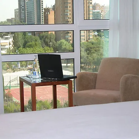 Hotel Ilunion Pio Xii 4*
