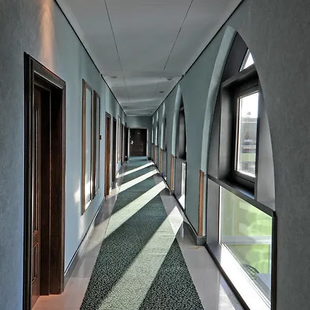 Julia Hotel 2*