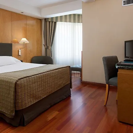 Hotel Nh Paseo De La Habana 4*