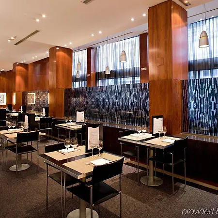 Hotel Ac Avenida De America By Marriott 3*