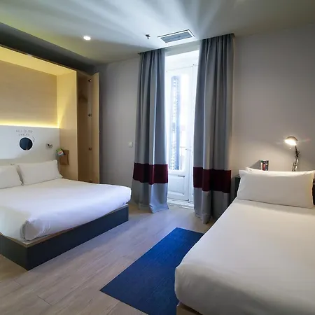Toc Hostel