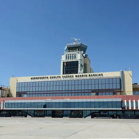 Hotel Aeropuerto T1 T2 T3 Madrid