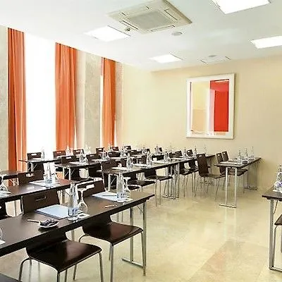 Occidental Hotel 4*