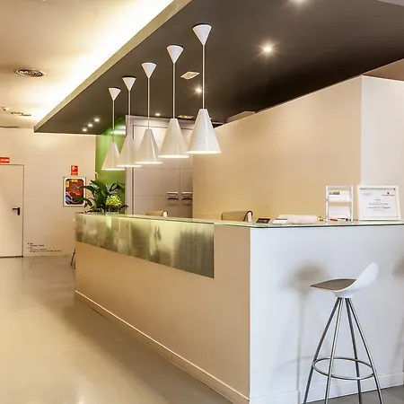 Urbansea Atocha 113 Hotel *