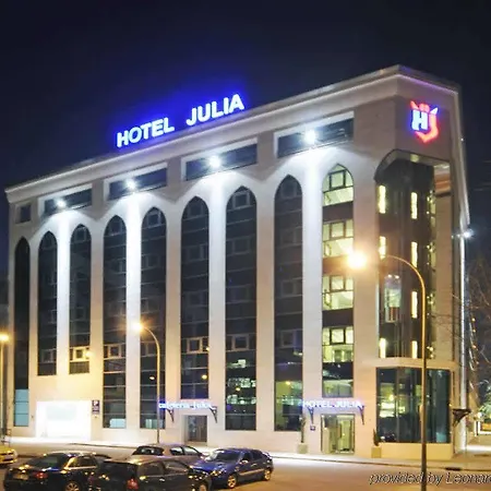 Julia