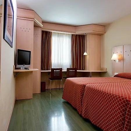 مطار باراخاس Nh فندق
