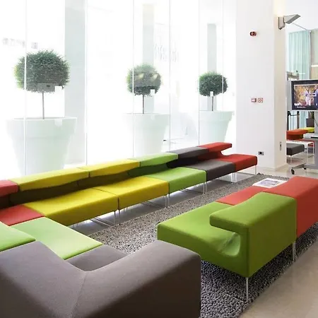 Occidental Hotel 4*