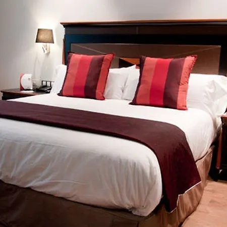 Crowne Plaza Airport 4* Madrid