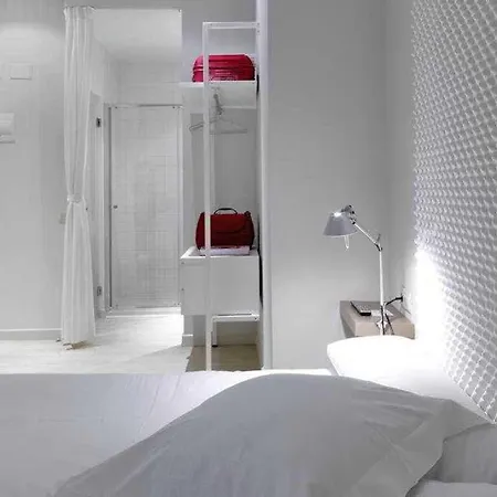 Urbansea Atocha 113 Hotel *