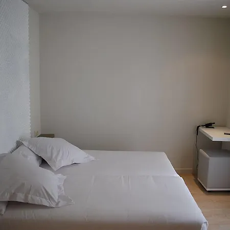 Urbansea Atocha 113 Hotel
