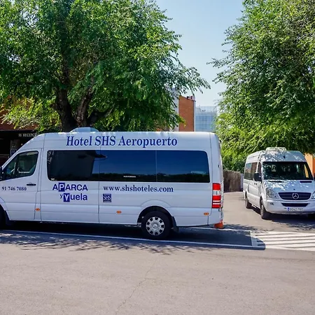 Ap Airport Szálloda 3*