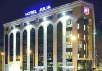 Julia