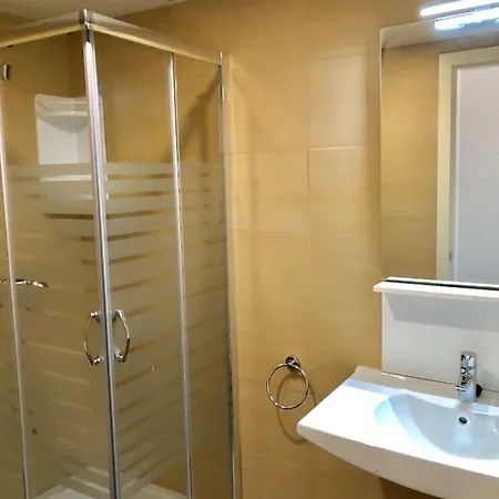 Airport, Ifema, Wanda Apartment Madrid