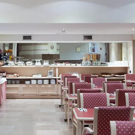 Senator Castellana Hotel 3*