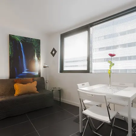 Dobo - Manoteras I Apartment Madrid