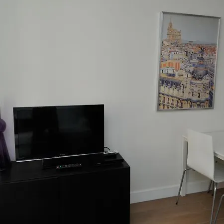 Fuencarral Suites Apartment Madrid